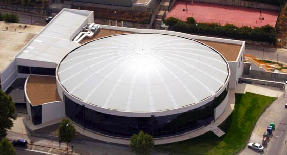 Exterior piscina climatizada