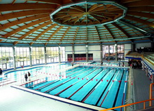 Interior piscina climatizada